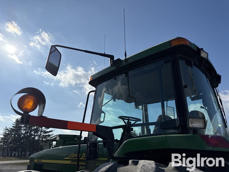 2000-john-deere-8310-image-16