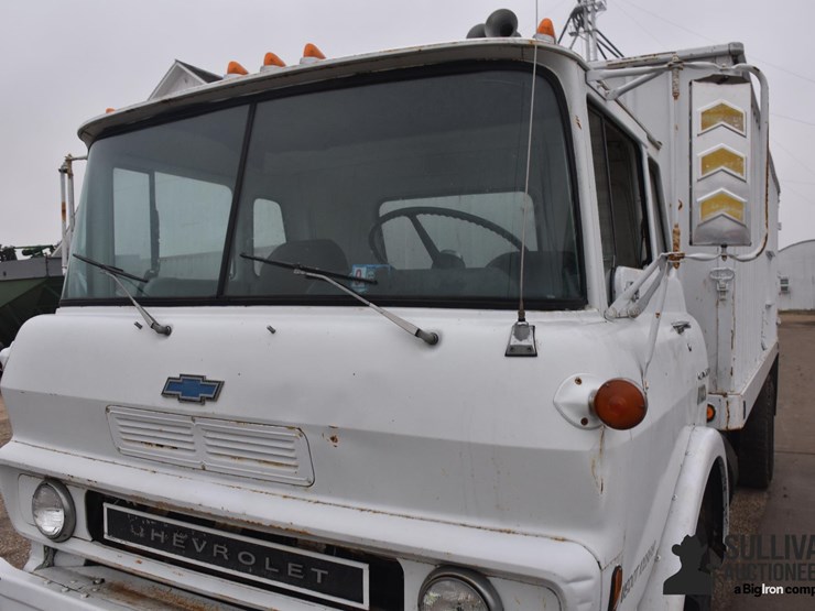 1973-chevrolet-t65-s/a-cabover-grain-truck-image-9