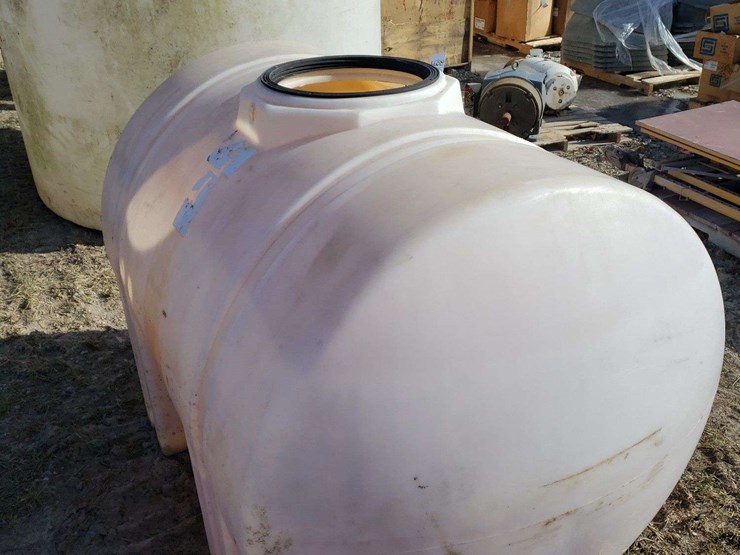 535-gallon-poly-tank,-no-lid-image-6