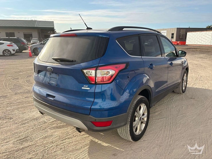 2017-ford-escape-image-3