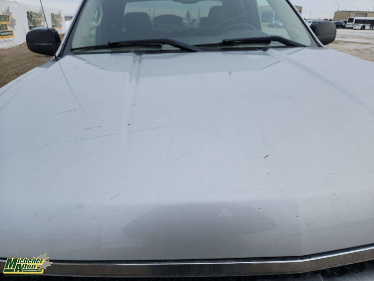 2011-chevrolet-silverado-1500-image-33