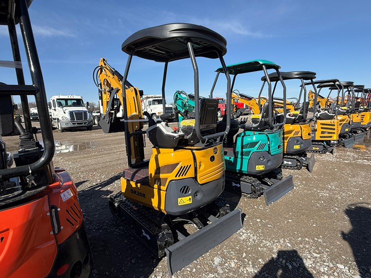#100-•-unused-cfg-industry-qk20r-mini-excavator-qk20r202511060316-inv#-36803-image-3