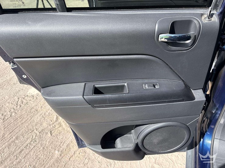 2016-jeep-compass-image-19