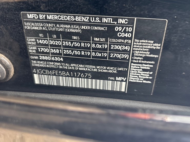 #30147-•-2011-mercedes-benz-r350-image-14