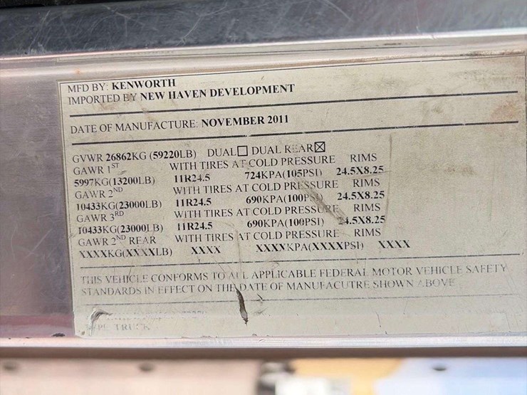 2012-kenworth-t800-image-5
