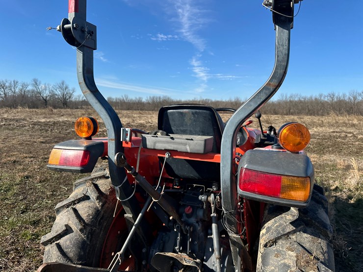 kubota-l2501-image-31