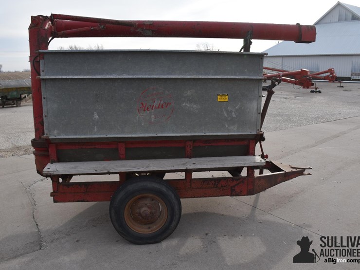 heider-auger-mixer-wagon-image-4