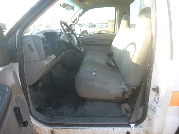 2001-ford-f350-image-12