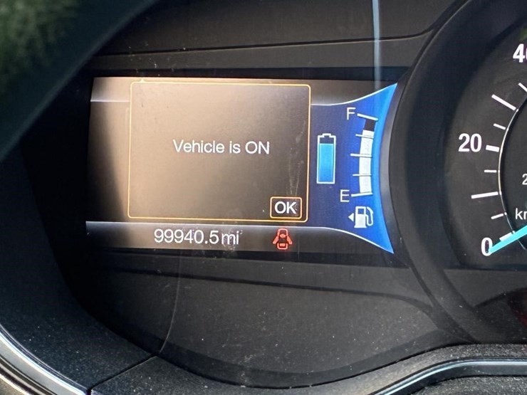 2017-ford-fusion-sedan-image-15