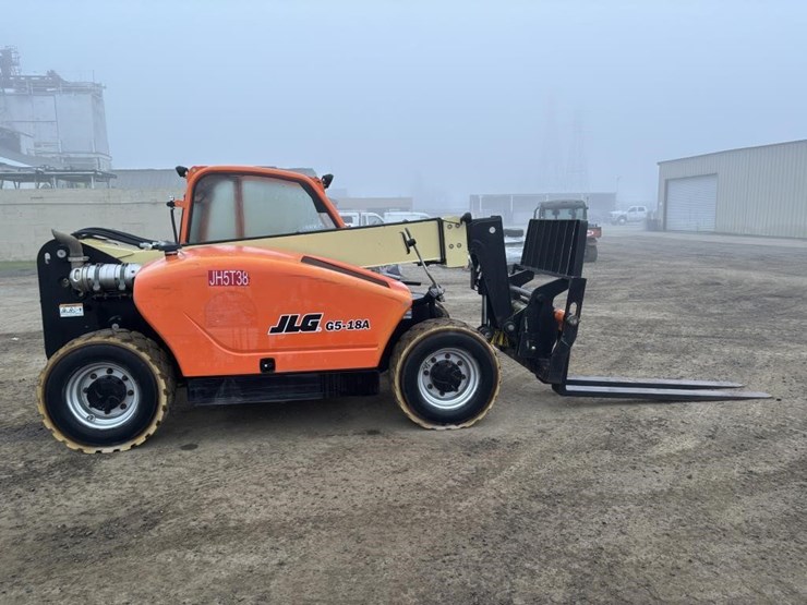 2015-jlg-g5-18a-image-7