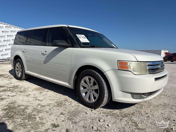 2011-ford-flex-image-2