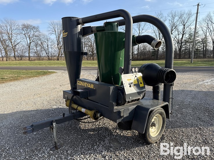 thor-conveyair-grain-vac-image-1