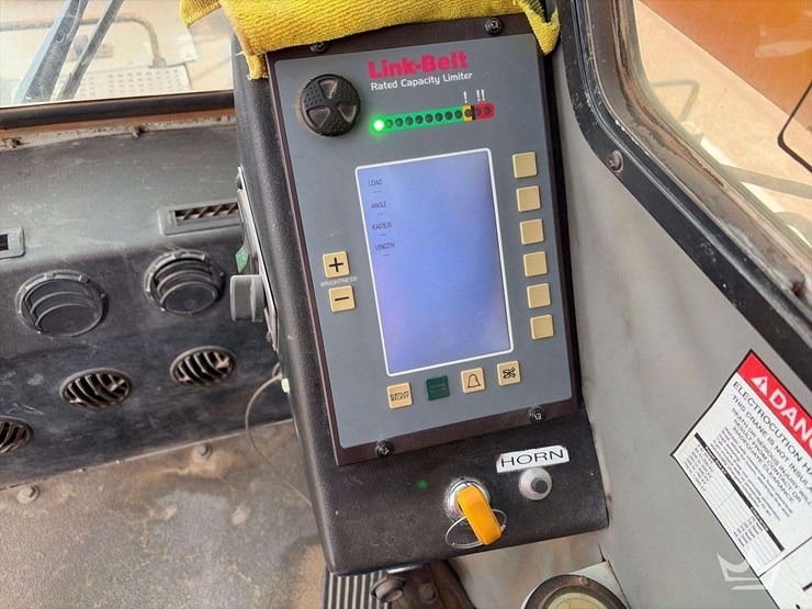 2006-link-belt-htc-8675-image-22