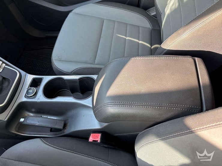 2013-ford-escape-image-22