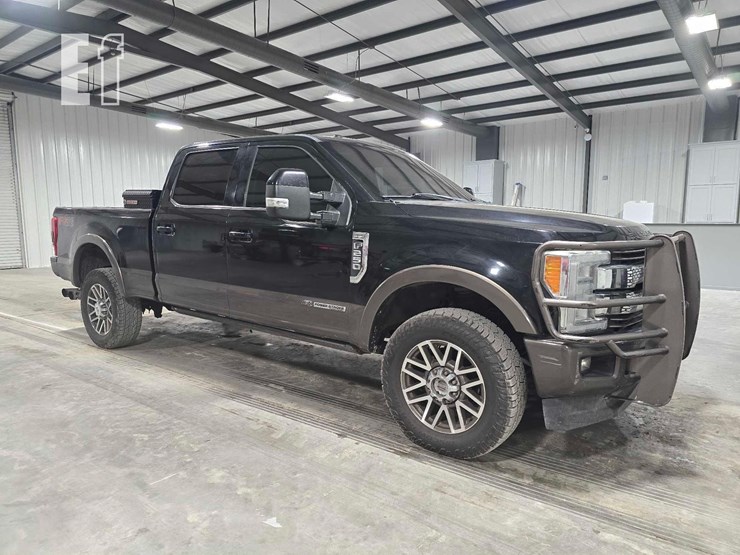 2017-ford-f250-image-2