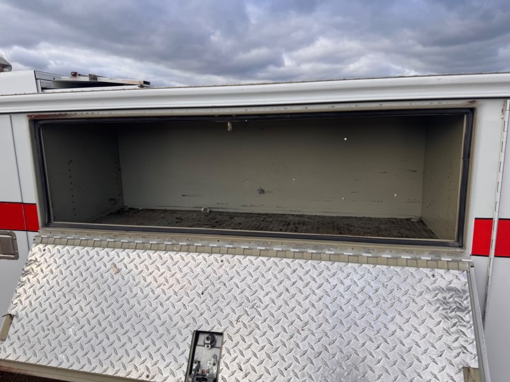 1997-ford-f450-image-13