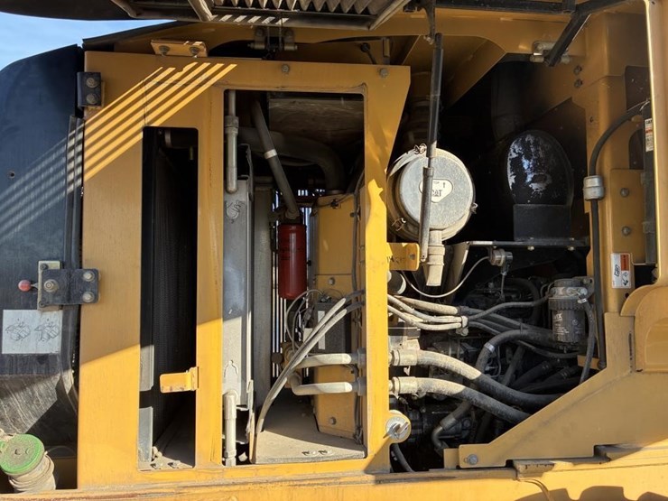 caterpillar-924g-image-14