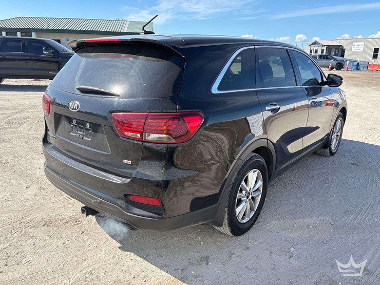 2019-kia-sorento-image-3