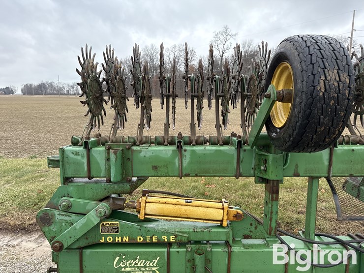 john-deere-400-image-12