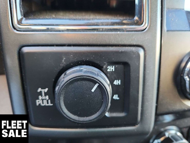 2021-ford-f350-image-22