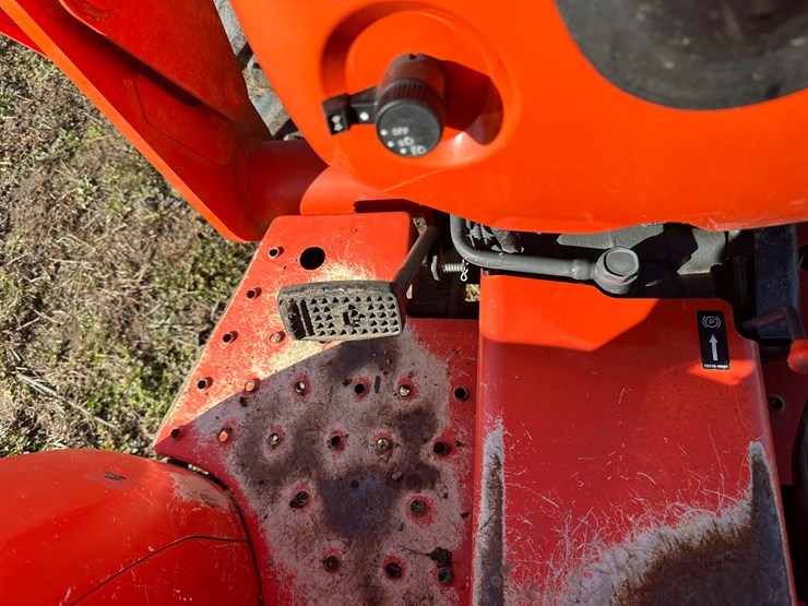 kubota-l2501-image-49