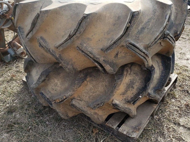 goodyear-18.42-26-rear-combine-8-bolt-tires-image-2