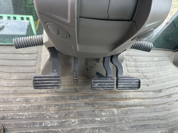 john-deere-8r-280-image-63