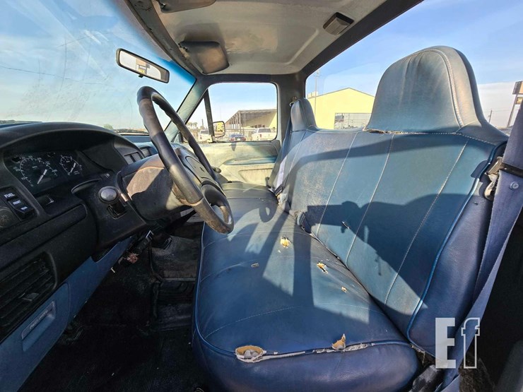 1996-ford-f350-image-9