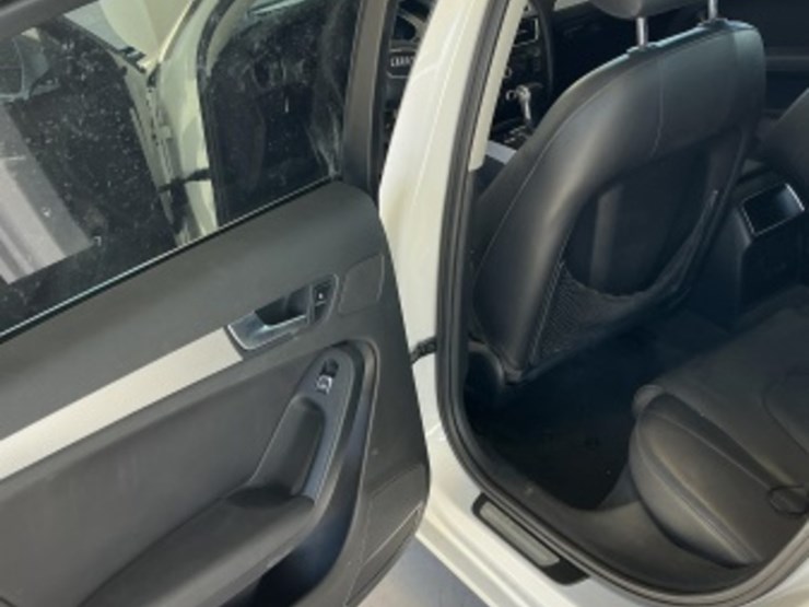 2013-audi-a4-sdn-image-24