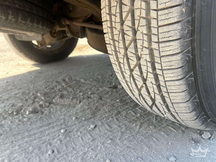 2004-ford-explorer-image-30