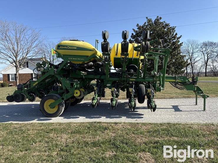 2008-john-deere-1790-ccs-image-4