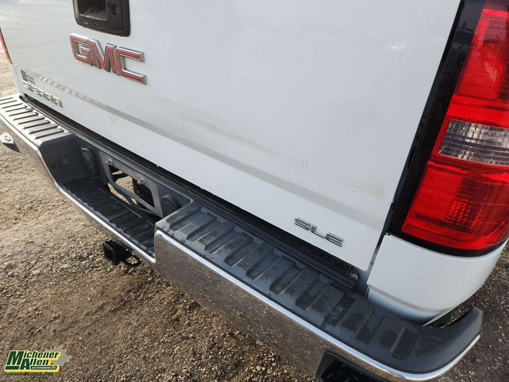2014-gmc-sierra-1500-image-32