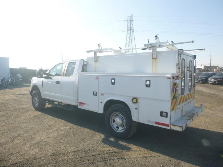 2017-ford-f350-image-4