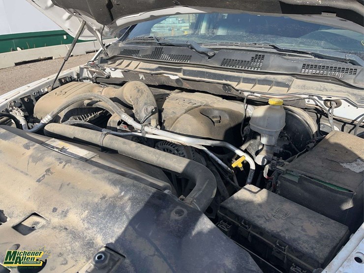 2014-dodge-1500-image-23