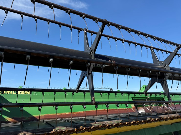 john-deere-630d-image-6