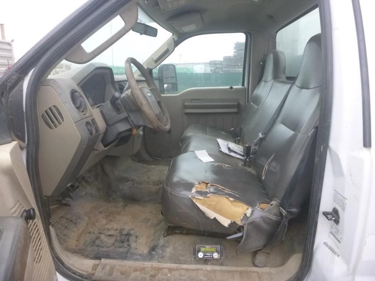 2009-ford-f550-image-14