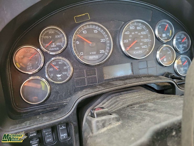 2015-international-prostar-image-17