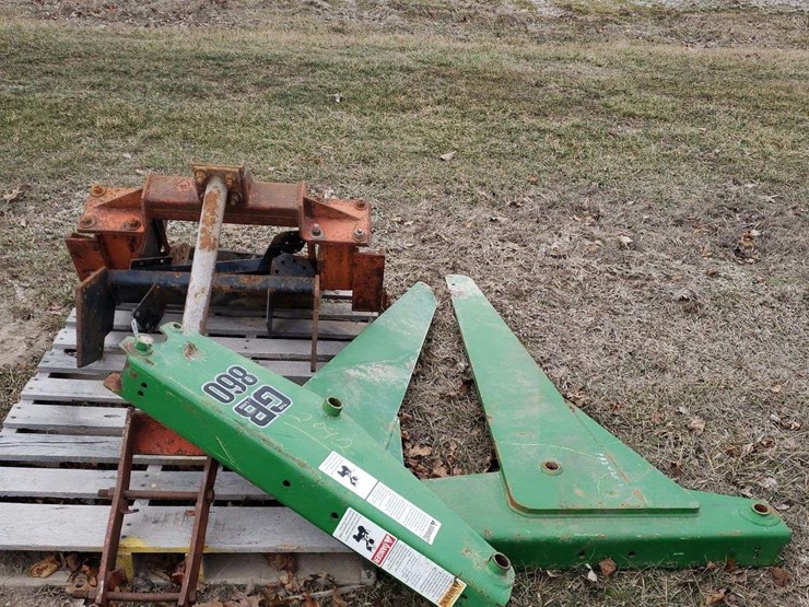 pallet-of-loader-frame-brackets,-(gb)-image-1