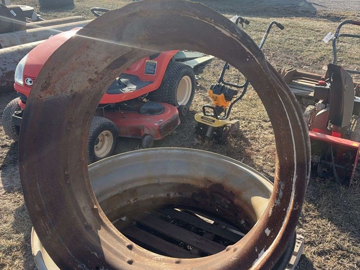 2-42''-tractor-rims-image-2