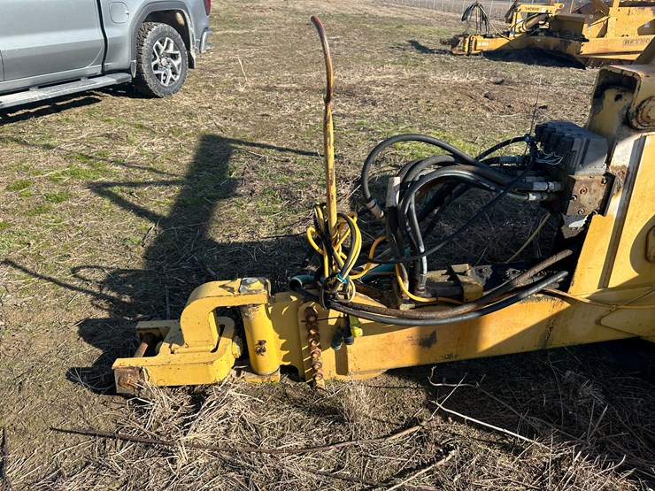 1999-reynolds-10c-image-37