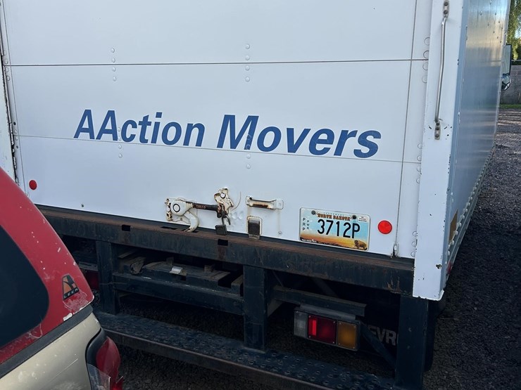 1997-isuzu-npr-image-8