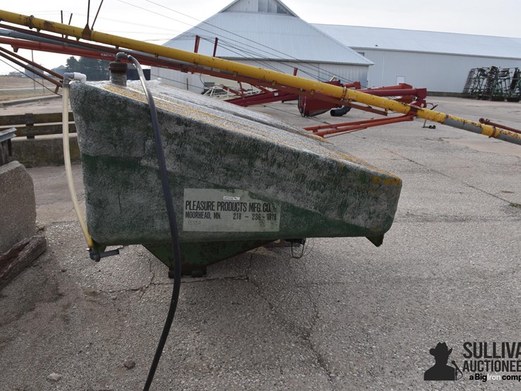 fiberglass-spray-tank-image-4