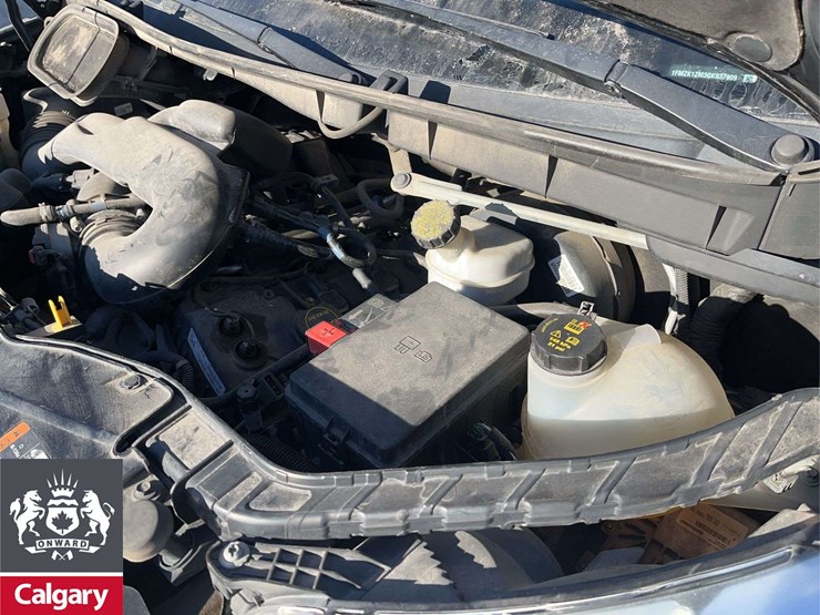 2016-ford-transit-image-24