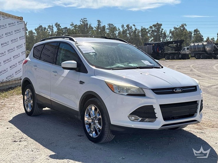 2014-ford-escape-se-image-1