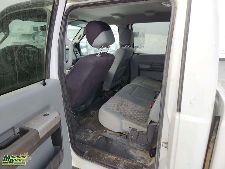 2016-ford-f350-image-11