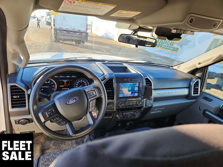 2021-ford-f350-image-19