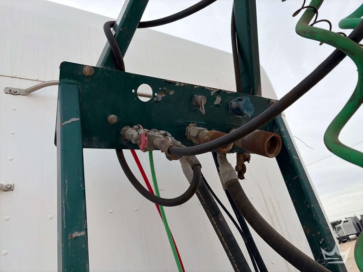 2012-kenworth-t800-image-27