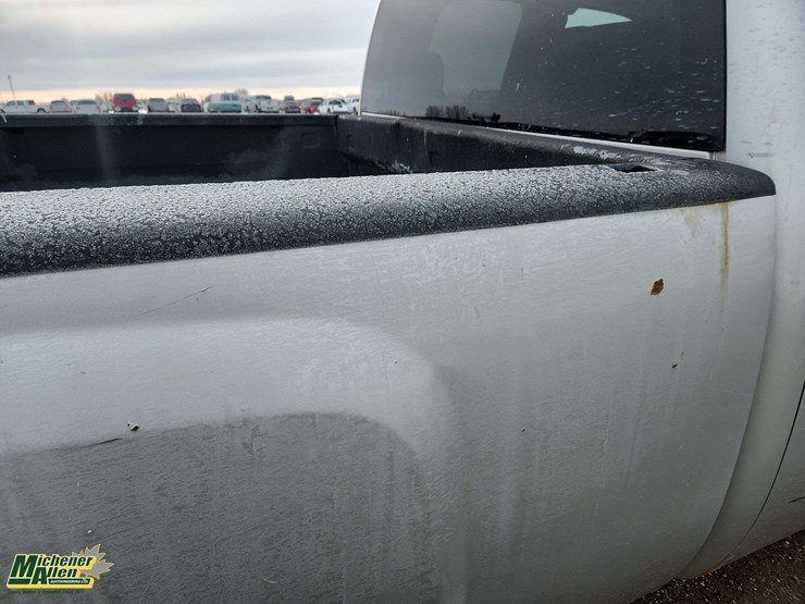 2011-chevrolet-silverado-1500-image-44