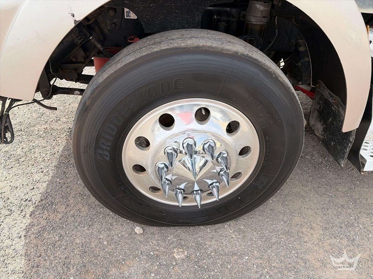 2012-kenworth-t800-image-30