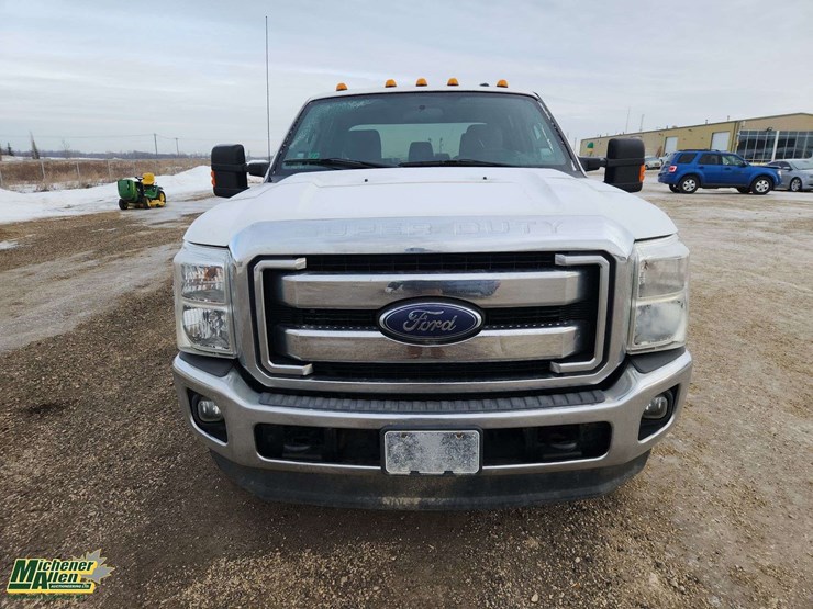 2015-ford-f350-image-9